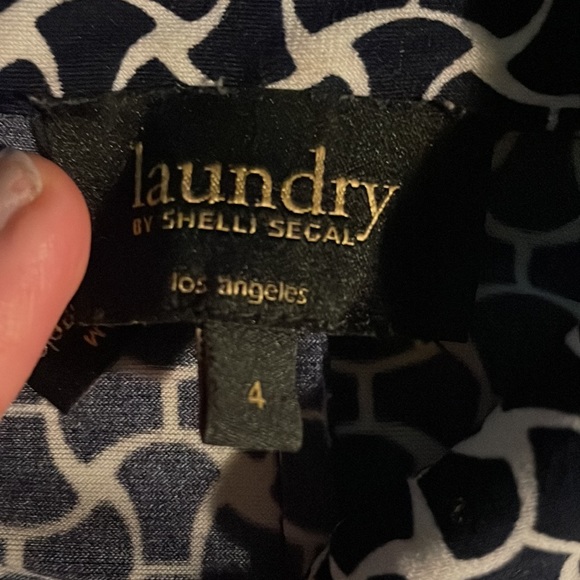 Laundry pattern button down work dress - Picture 2 of 2